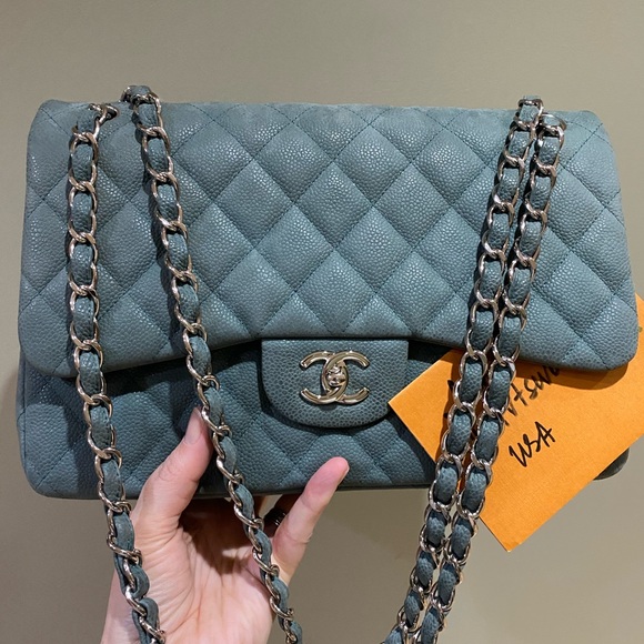 Chanel Jumbo - Picture 1 of 16